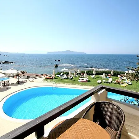 شقة فندقية Corinna Mare 3*